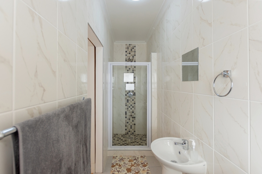 4 Bedroom Property for Sale in Harbour Heights Western Cape